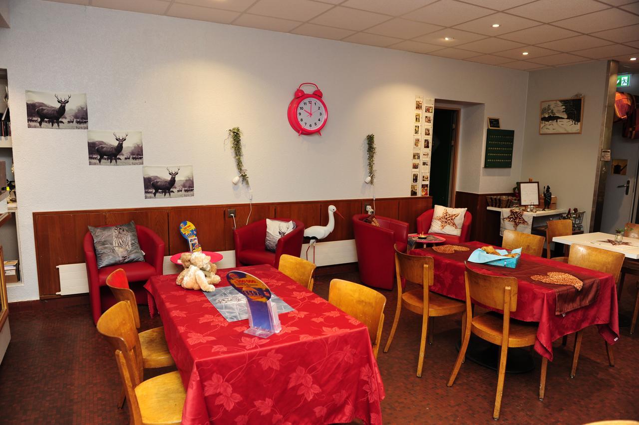 Hotel Restaurant Au Chasseur Orbe ภายนอก รูปภาพ
